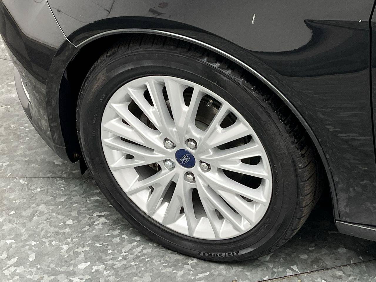 Used 2015 Ford Focus Titanium FWD image 33