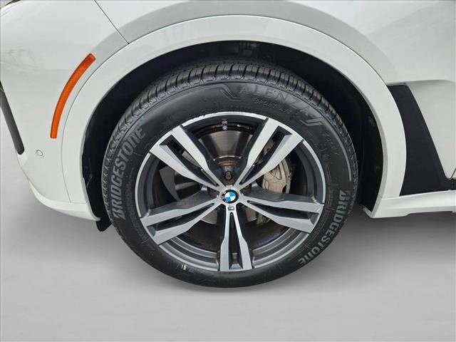 Certified 2024 BMW X7 xDrive40i w/ M Sport Package AWD/4WD image 24