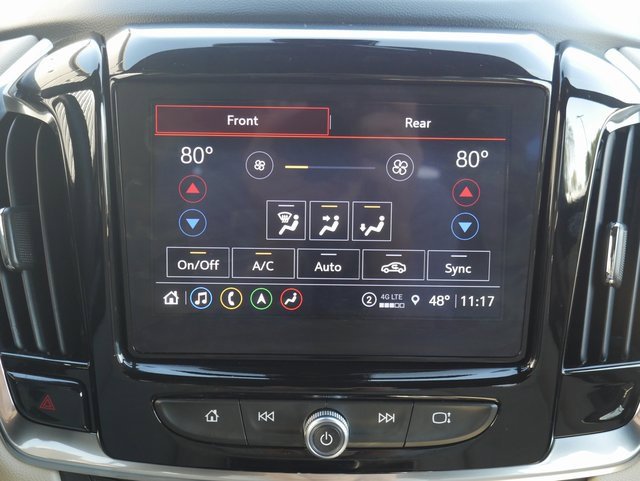 Used 2023 Chevrolet Traverse Premier image 24