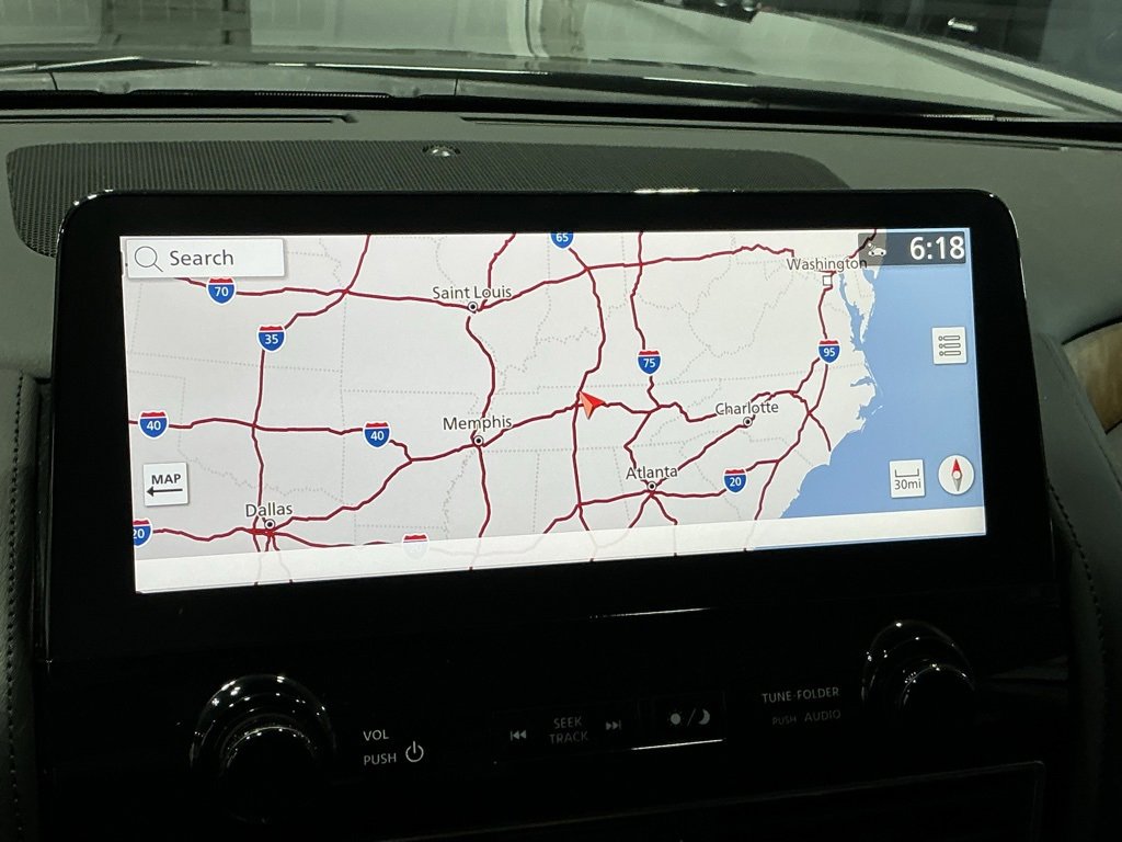 Used 2024 Nissan Armada SL w/ Captain's Chairs Package image 6