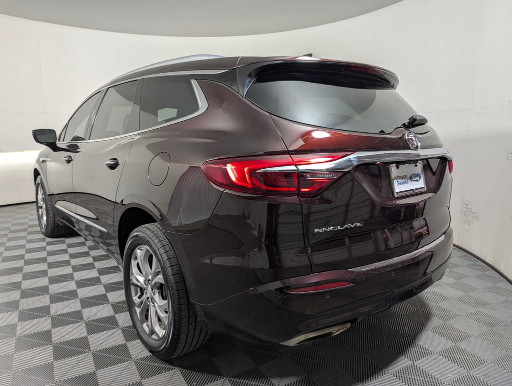 Used 2021 Buick Enclave Avenir w/ Avenir Technology Package FWD image 5
