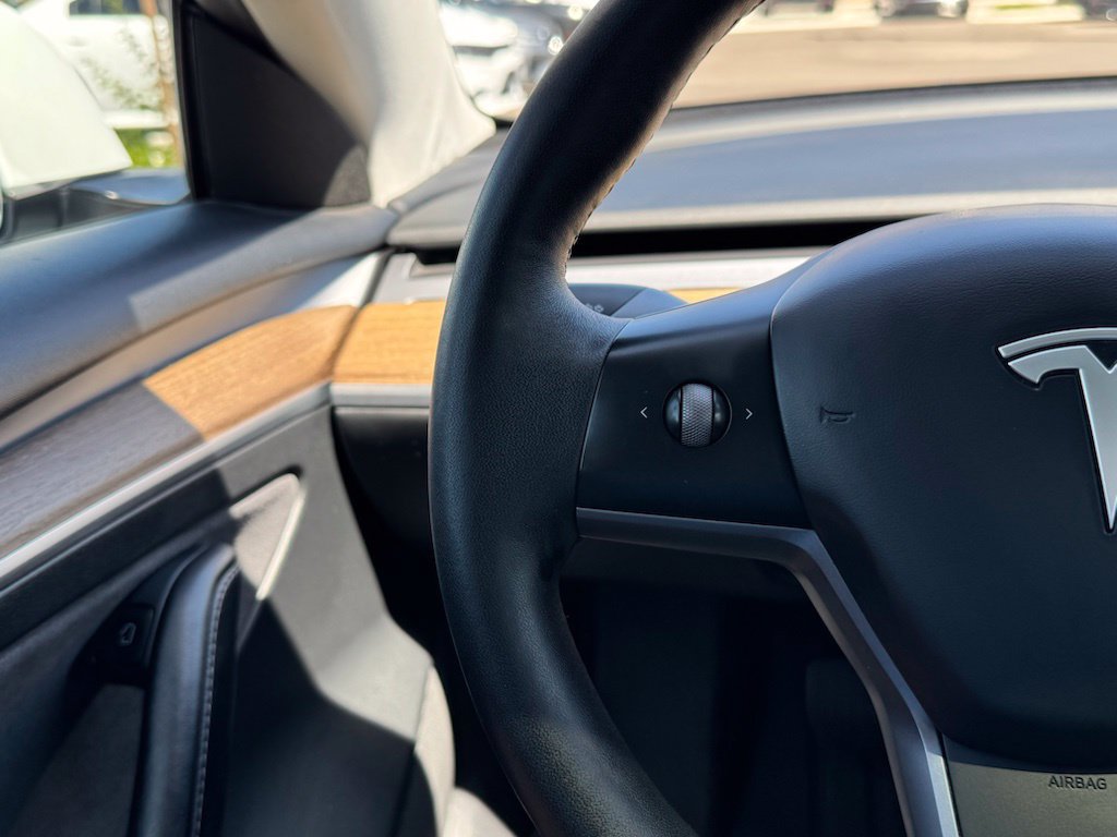 Used 2023 Tesla Model 3 Standard Range RWD image 10