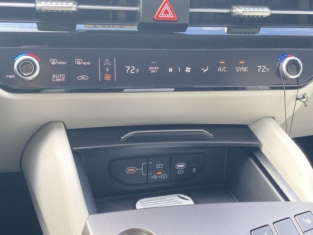 New 2026 Kia Sportage EX AWD/4WD image 16