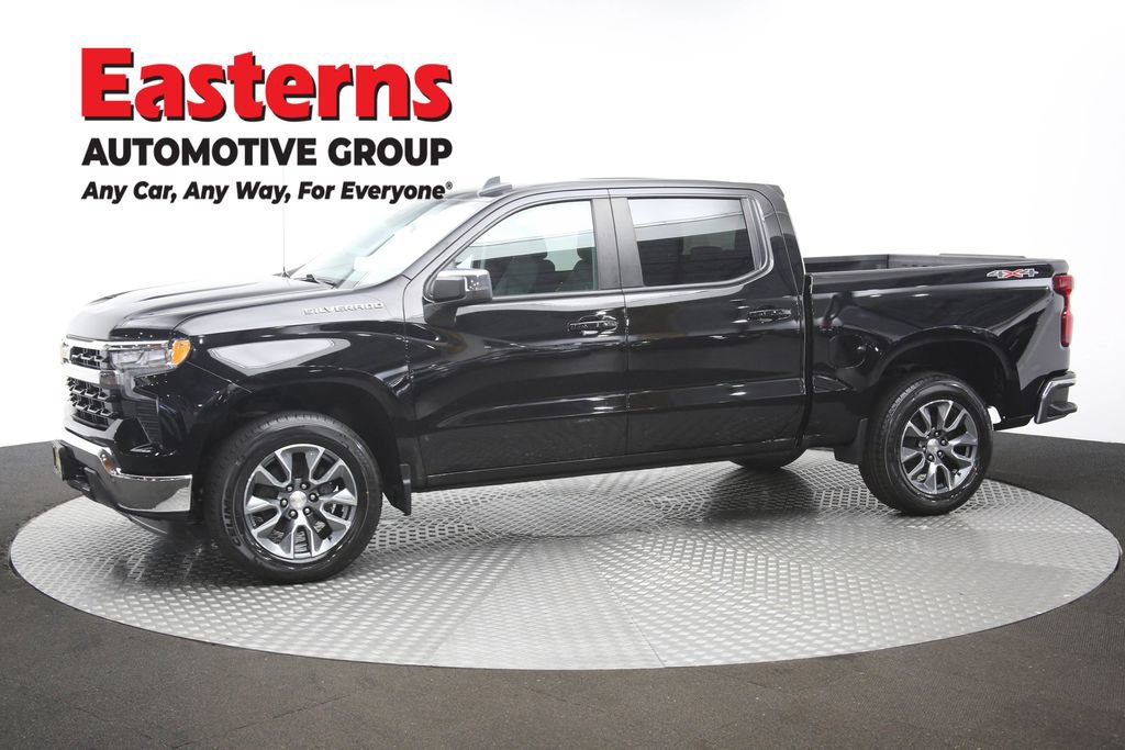 Used 2024 Chevrolet Silverado 1500 LT AWD/4WD image 59