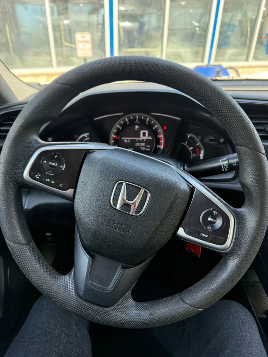 Used 2018 Honda Civic LX image 9