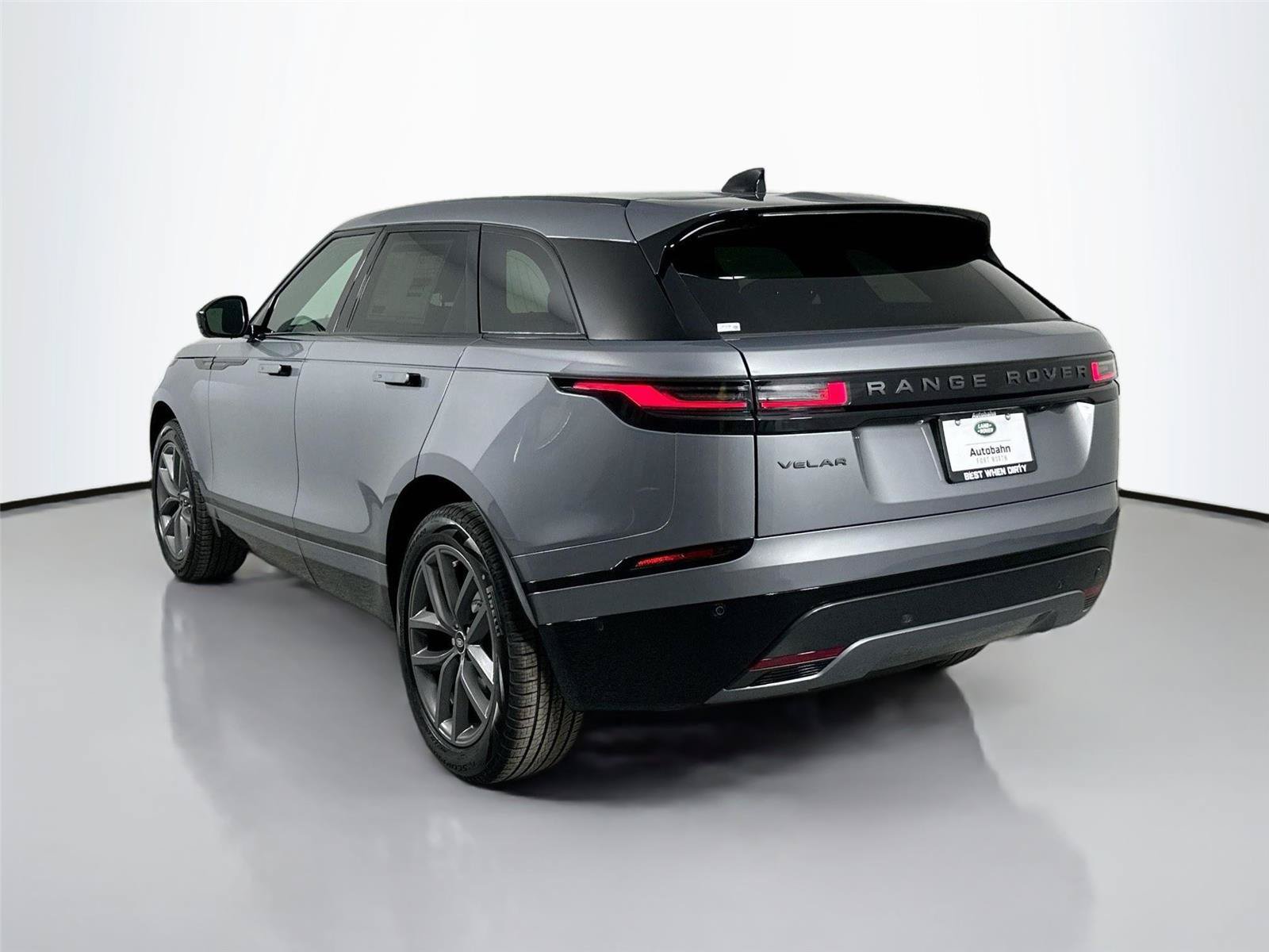 Certified 2026 Land Rover Range Rover Velar Dynamic SE AWD/4WD image 4