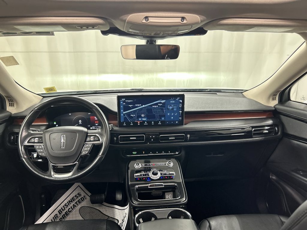 Used 2023 Lincoln Nautilus Reserve AWD/4WD image 19