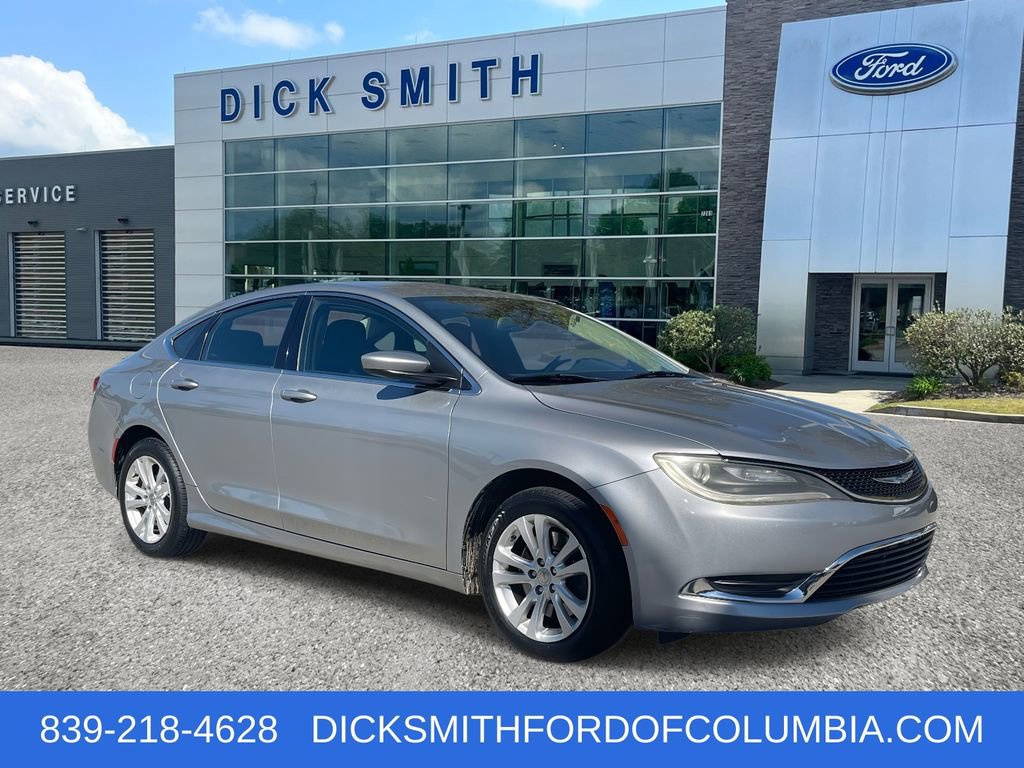Used 2015 Chrysler 200 Limited w/ Convenience Group image 1