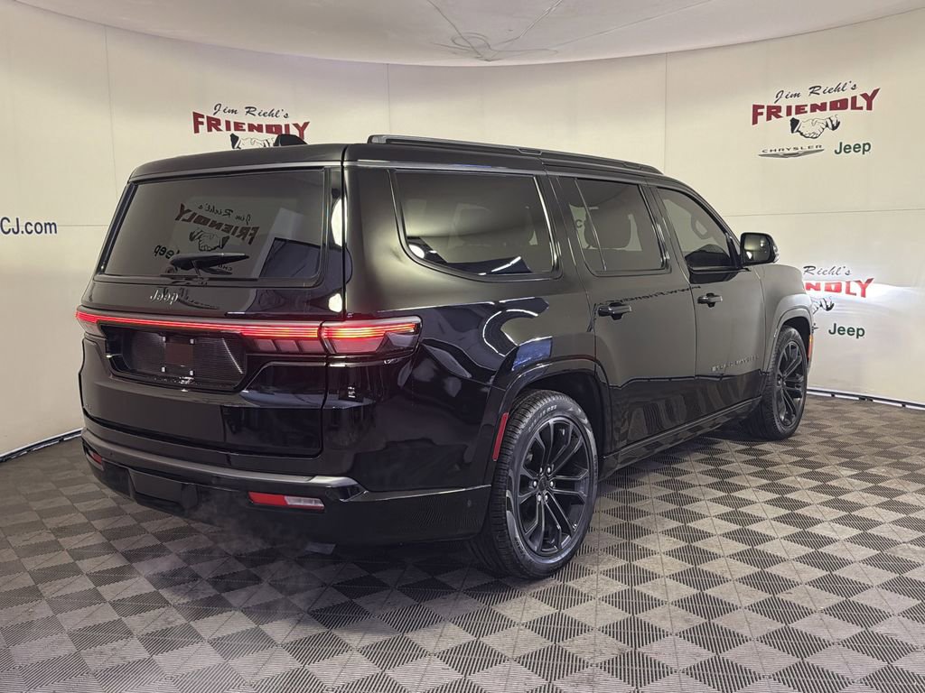New 2026 Jeep Grand Wagoneer Summit w/ Premium Group III image 3