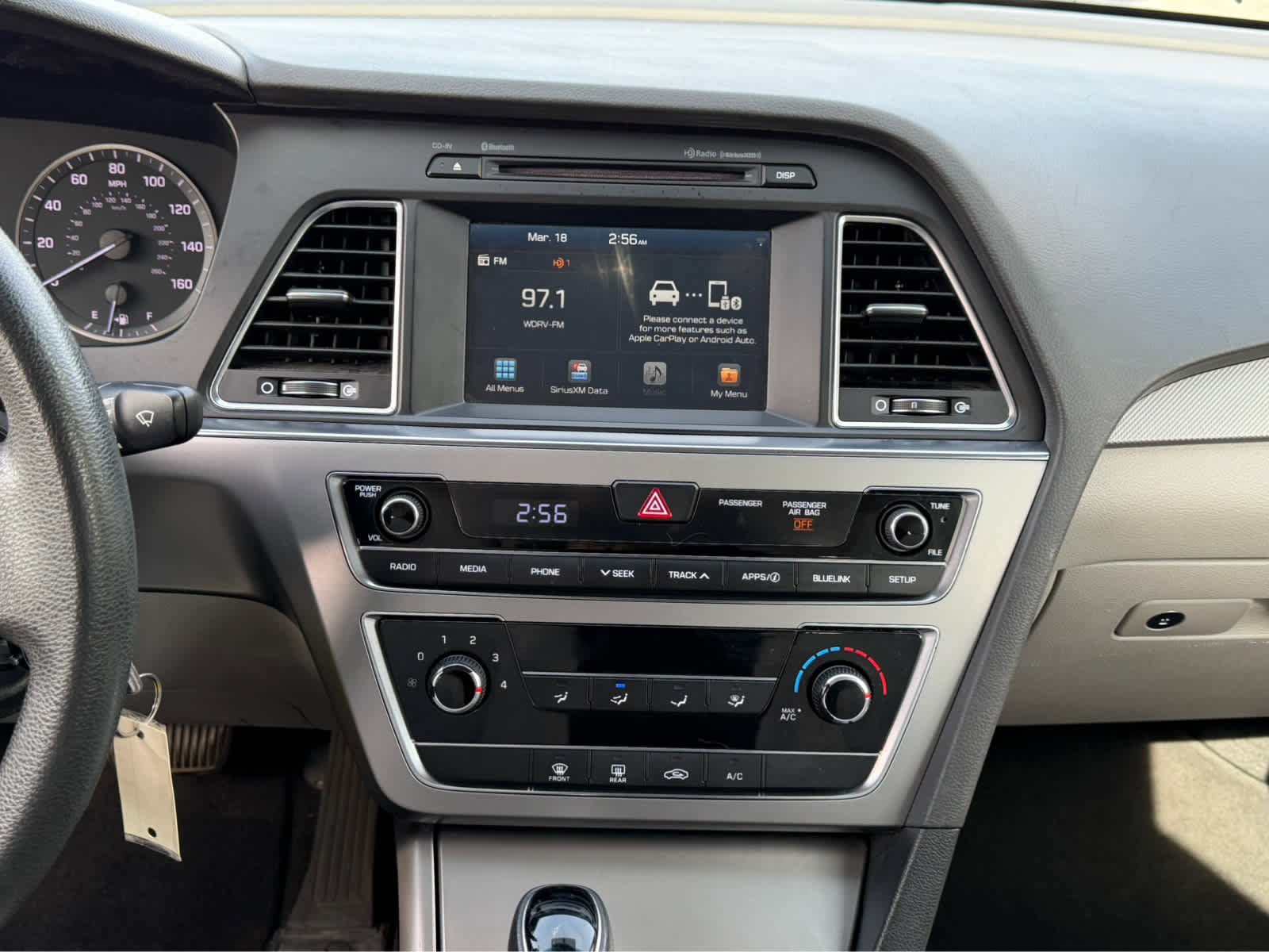 Used 2017 Hyundai Sonata SE image 16