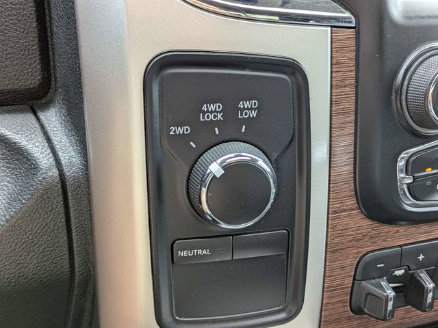 Used 2017 RAM 3500 Laramie w/ Convenience Group AWD/4WD image 25