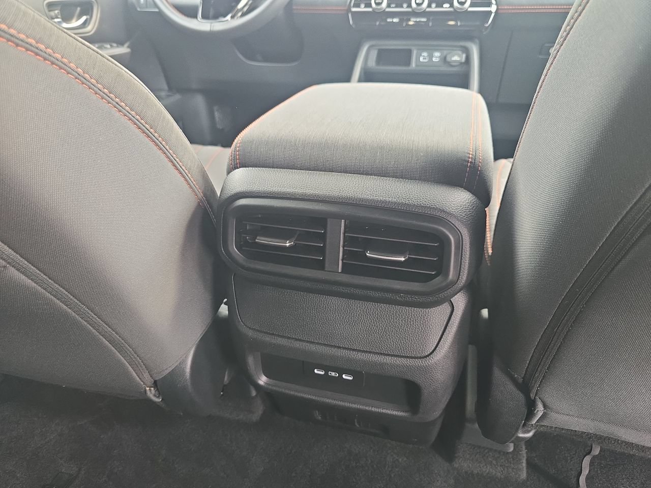 Used 2025 Honda Pilot Sport image 22