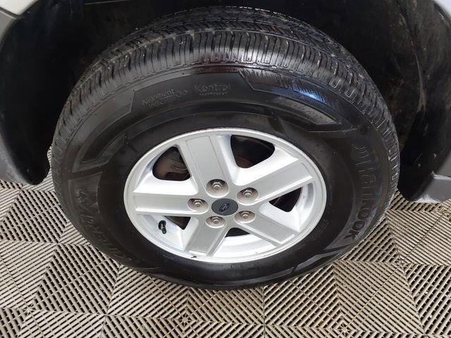 Used 2005 Ford Escape XLS FWD image 8
