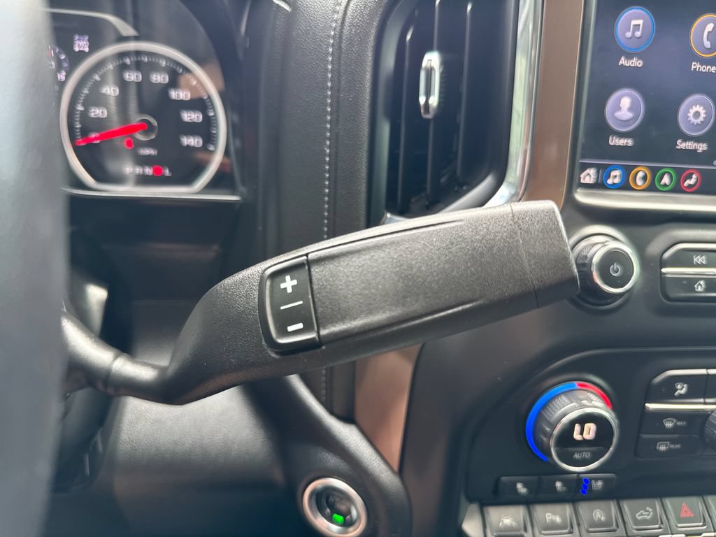Used 2020 Chevrolet Silverado 1500 High Country w/ Technology Package AWD/4WD image 26