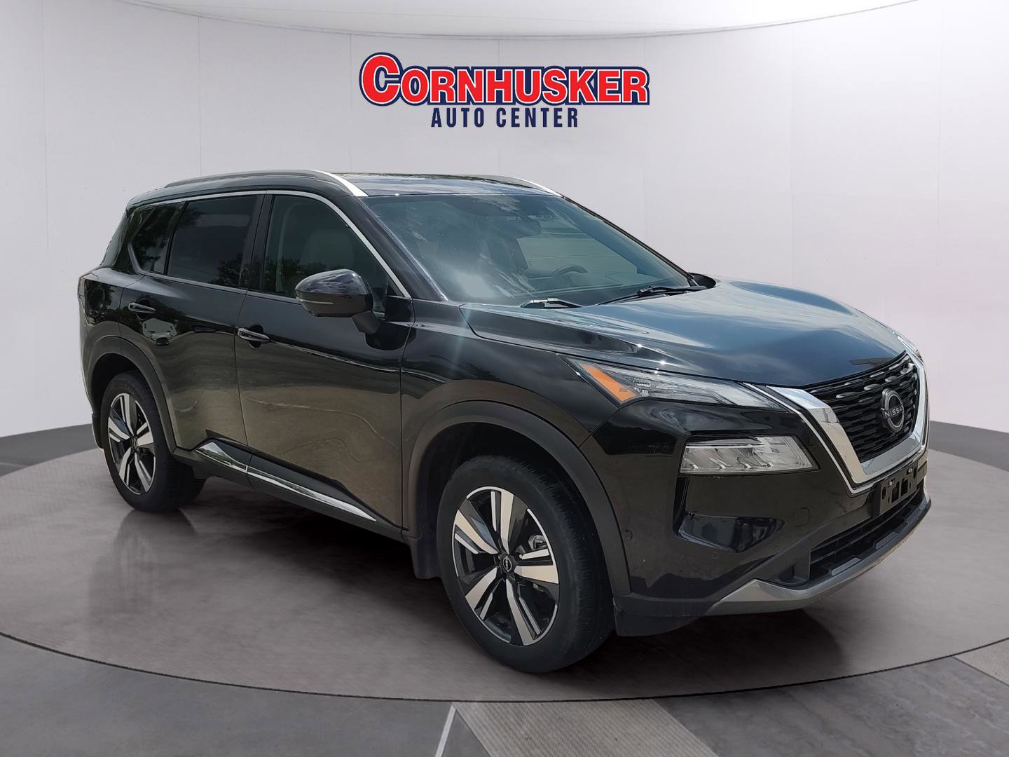 Used 2023 Nissan Rogue SL w/ SL Premium Package AWD/4WD image 1