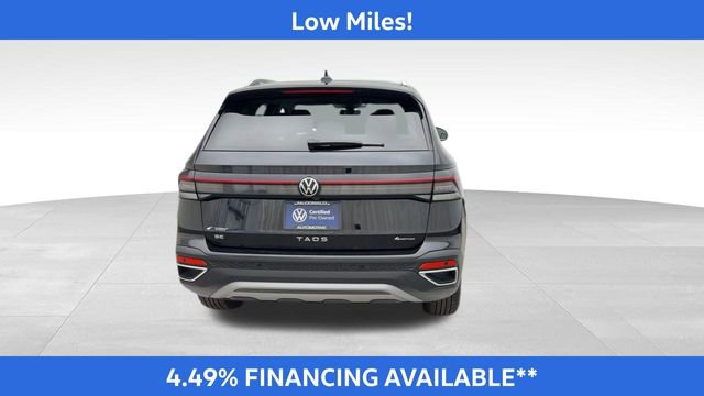 Used 2025 Volkswagen Taos SE image 4