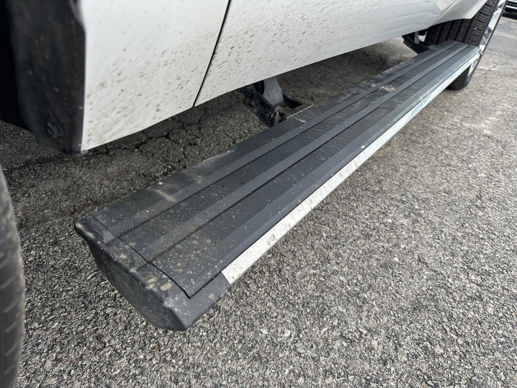 Used 2020 Cadillac Escalade Platinum image 8