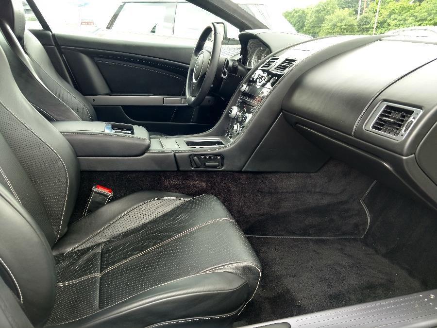 Used 2009 Aston Martin DB9 Coupe image 9