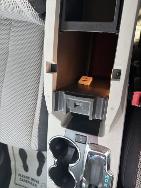 Used 2016 Chevrolet Equinox LS image 25