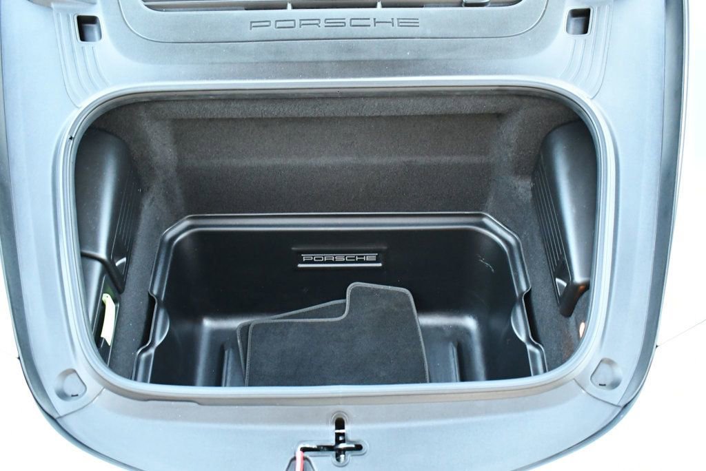 Used 2017 Porsche 911 Carrera image 45