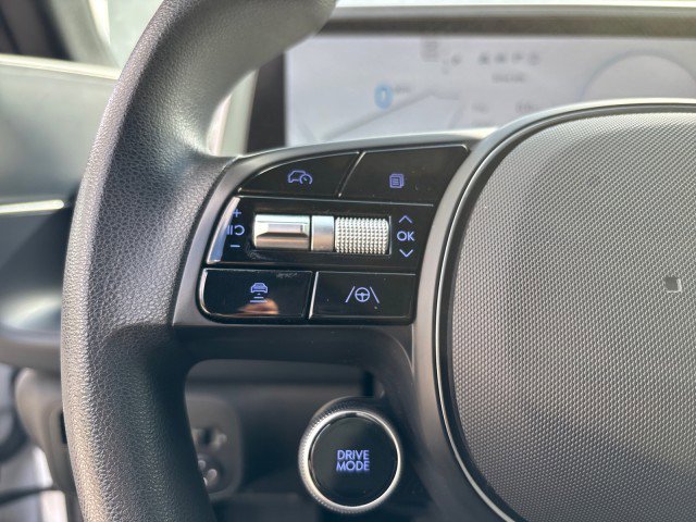 Used 2025 Hyundai Ioniq 6 SE image 17