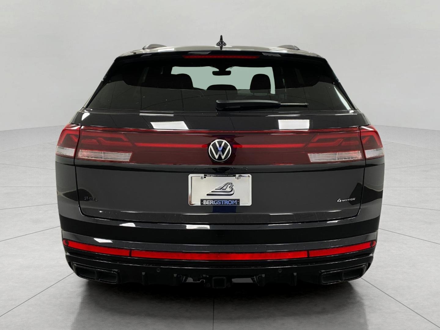 New 2026 Volkswagen Atlas Cross Sport SEL R-Line image 5