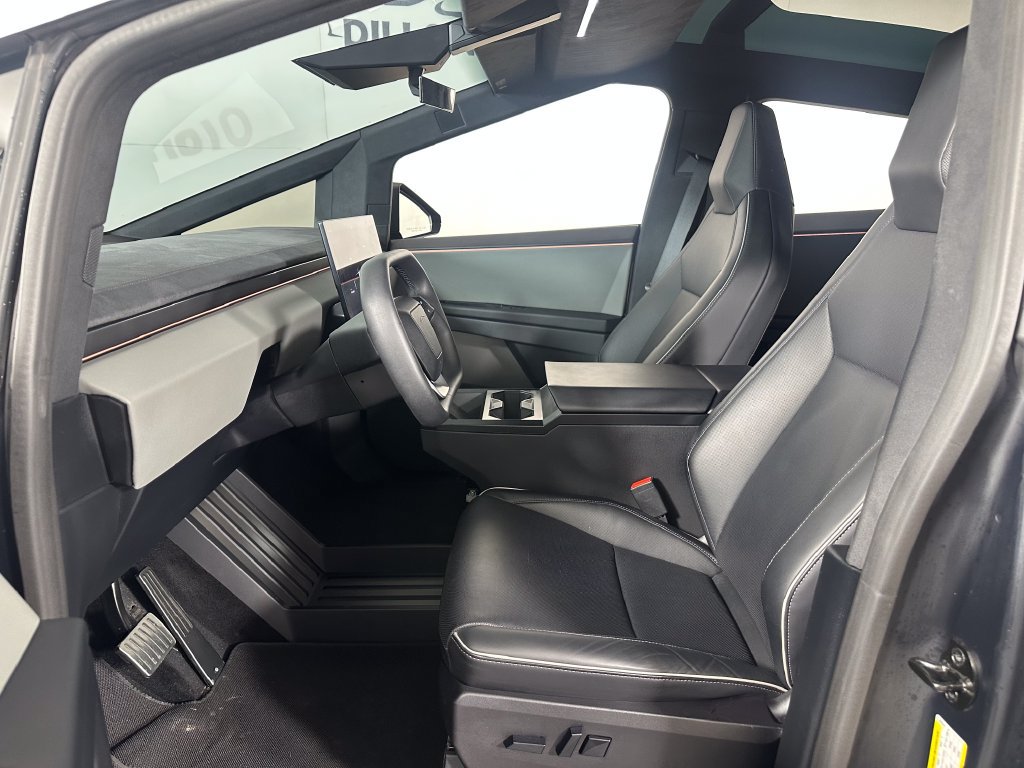 Used 2024 Tesla Cybertruck Cyberbeast AWD/4WD image 18
