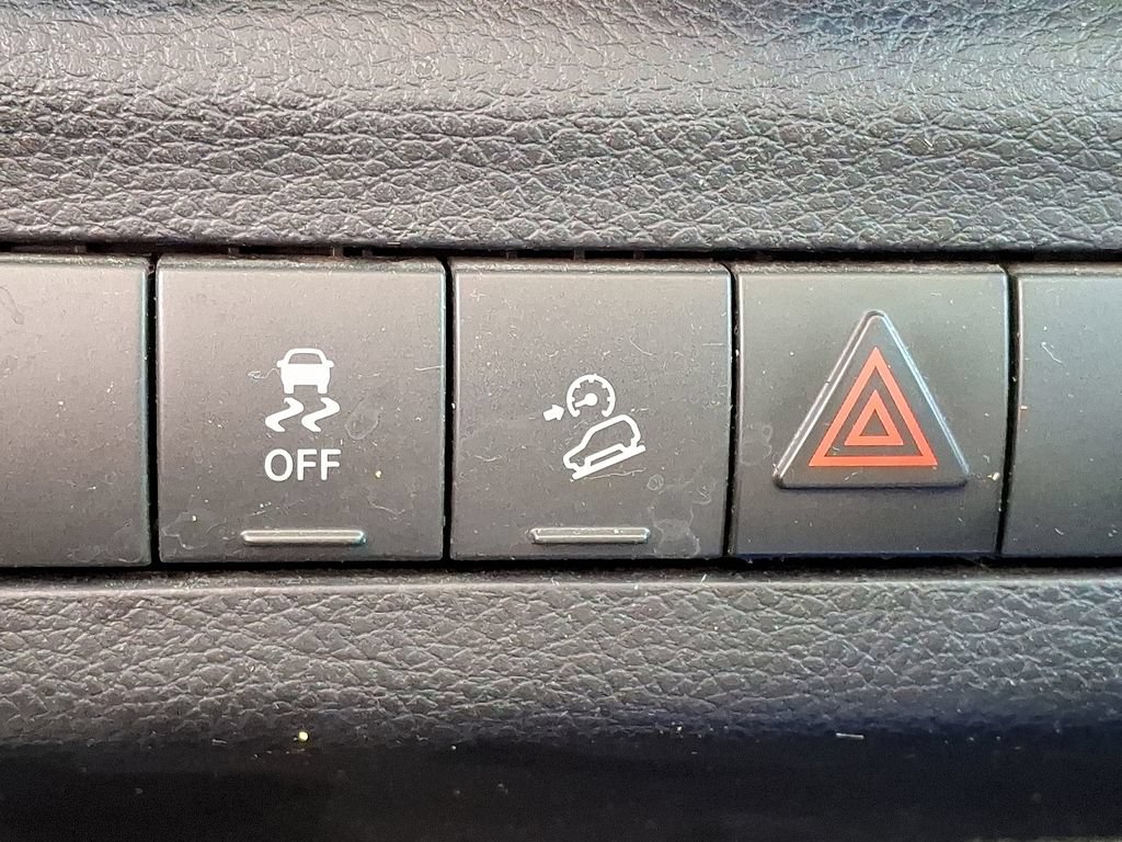 Used 2018 Jeep Wrangler Sport AWD/4WD image 25