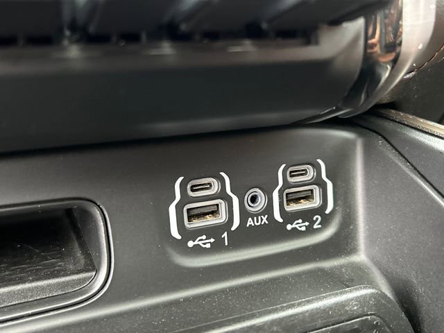 Used 2022 RAM 1500 Limited w/ Body-Colour Bumper Group image 18