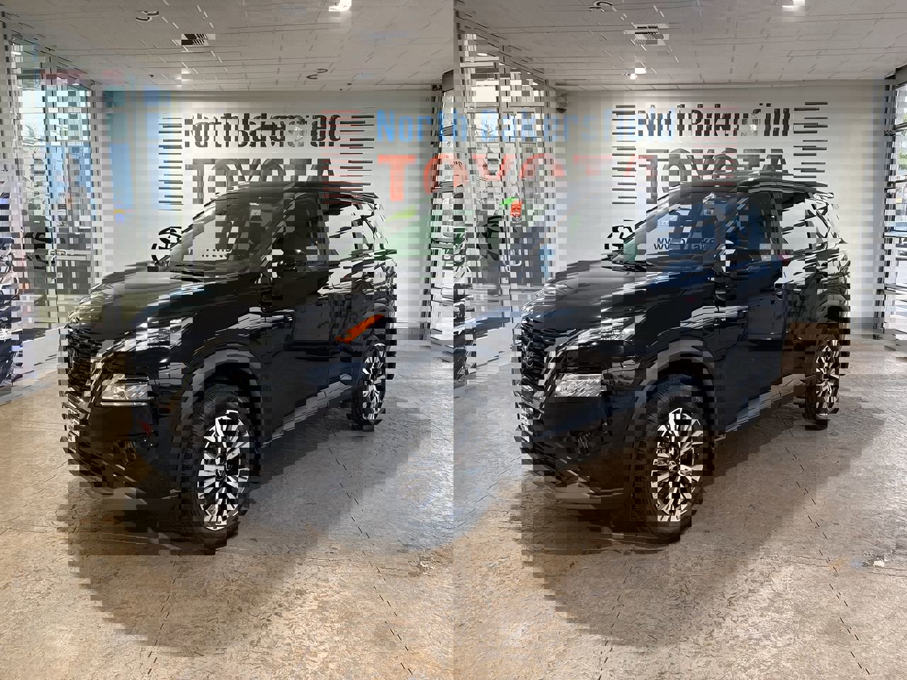 Used 2023 Nissan Rogue SV