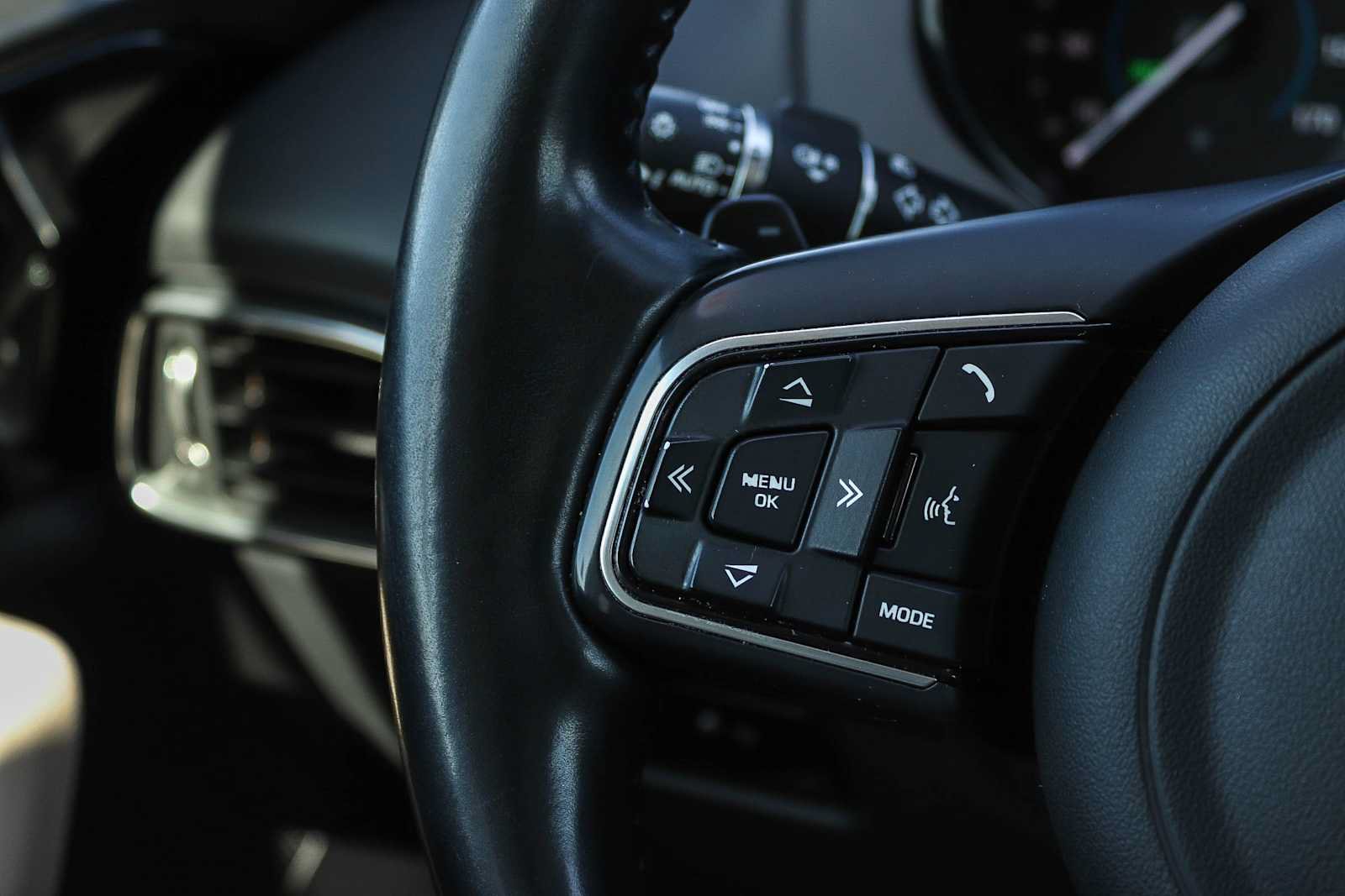 Used 2020 Jaguar F-PACE Premium AWD/4WD image 19