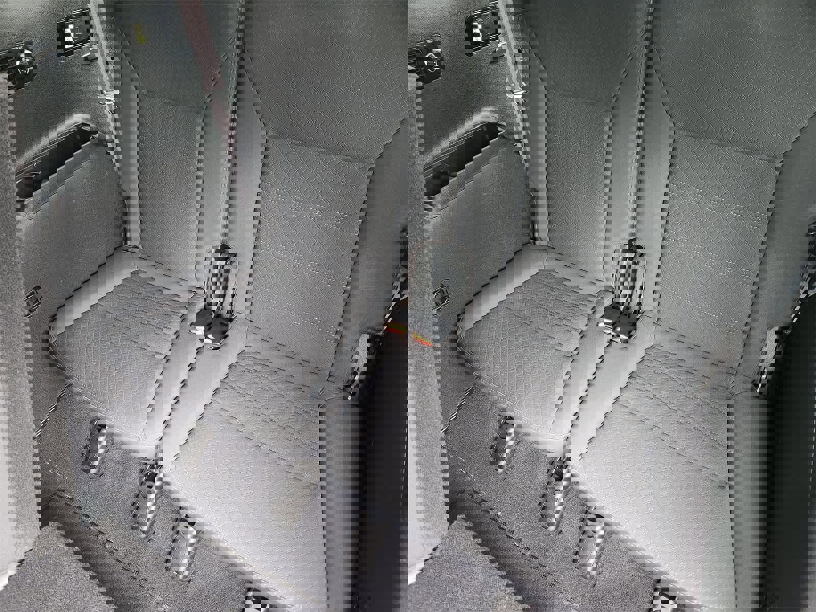 Used 2019 Kia Sorento S image 28