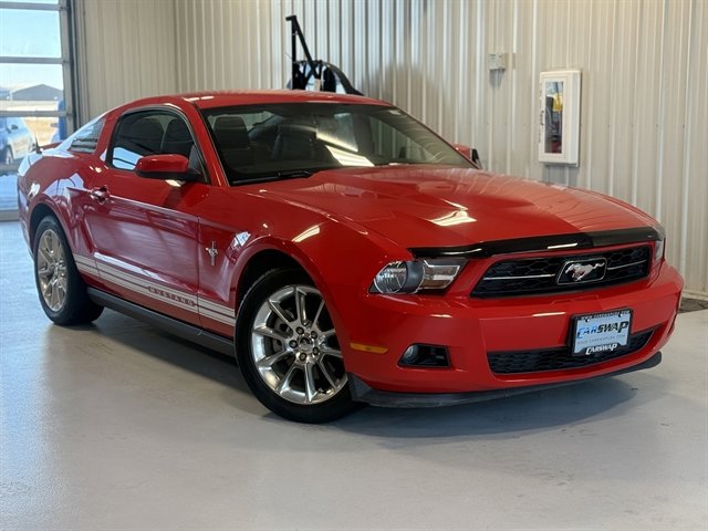 Used 2011 Ford Mustang Premium w/ 202A Rapid Spec Order Code image 1