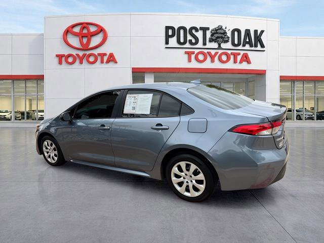 Used 2026 Toyota Corolla LE FWD image 8