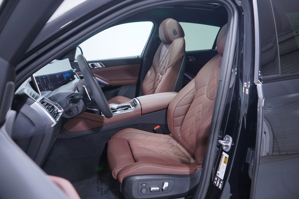 New 2026 BMW X6 xDrive40i w/ Premium Package AWD/4WD image 7