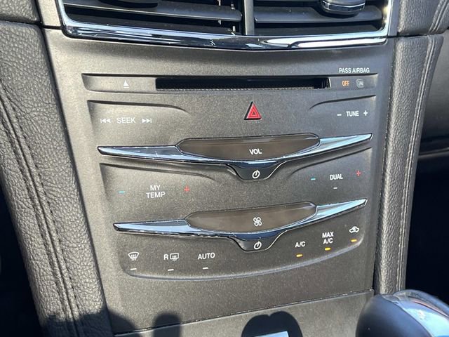 Used 2018 Lincoln MKT AWD w/ Technology Package image 27