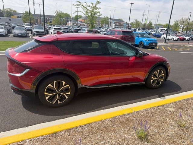 Used 2022 Kia EV6 Wind w/ Wind Technology Package AWD/4WD image 18