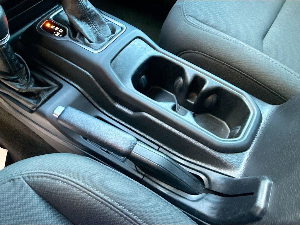 Used 2021 Jeep Wrangler Unlimited Willys image 18