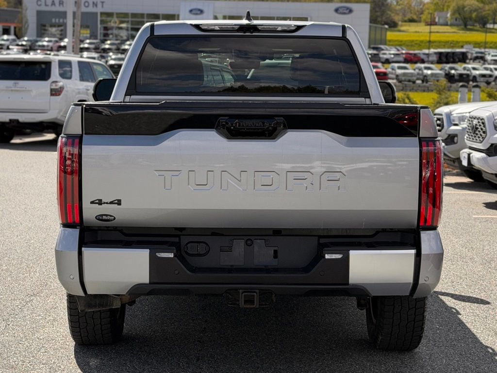 Used 2024 Toyota Tundra Platinum AWD/4WD image 4