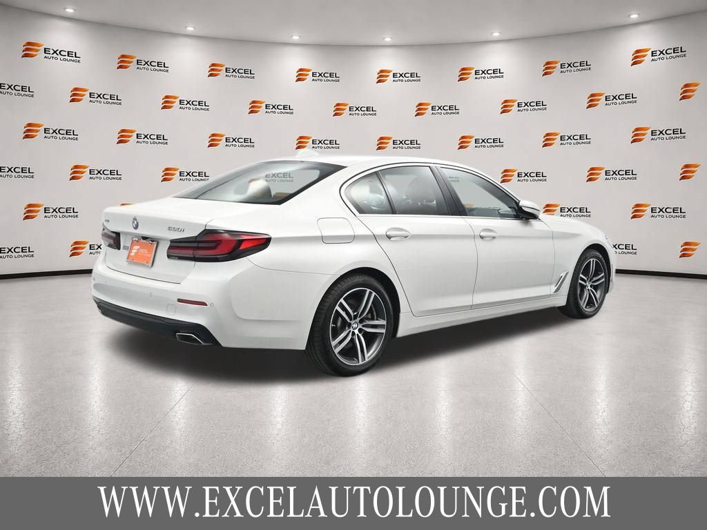 Used 2023 BMW 530i xDrive w/ Premium Package AWD/4WD image 5