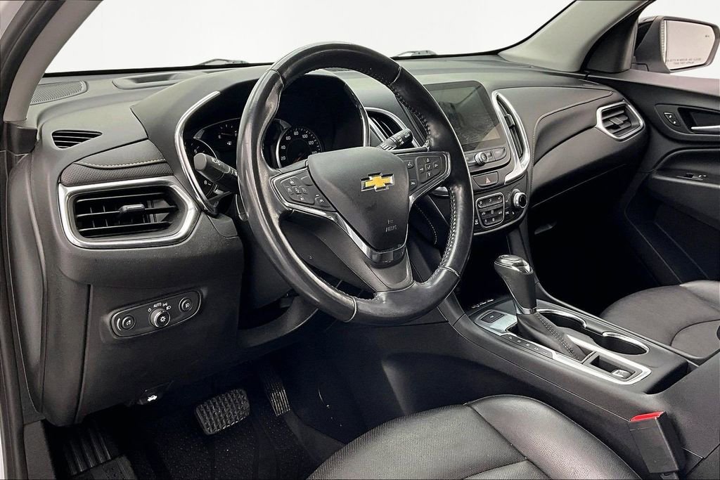 Used 2020 Chevrolet Equinox Premier w/ Premier Redline Edition image 14