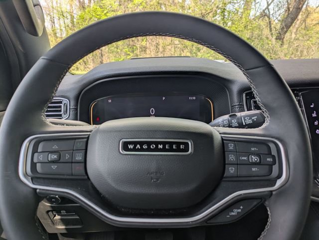 Used 2024 Jeep Wagoneer 4WD w/ Convenience Group I image 15
