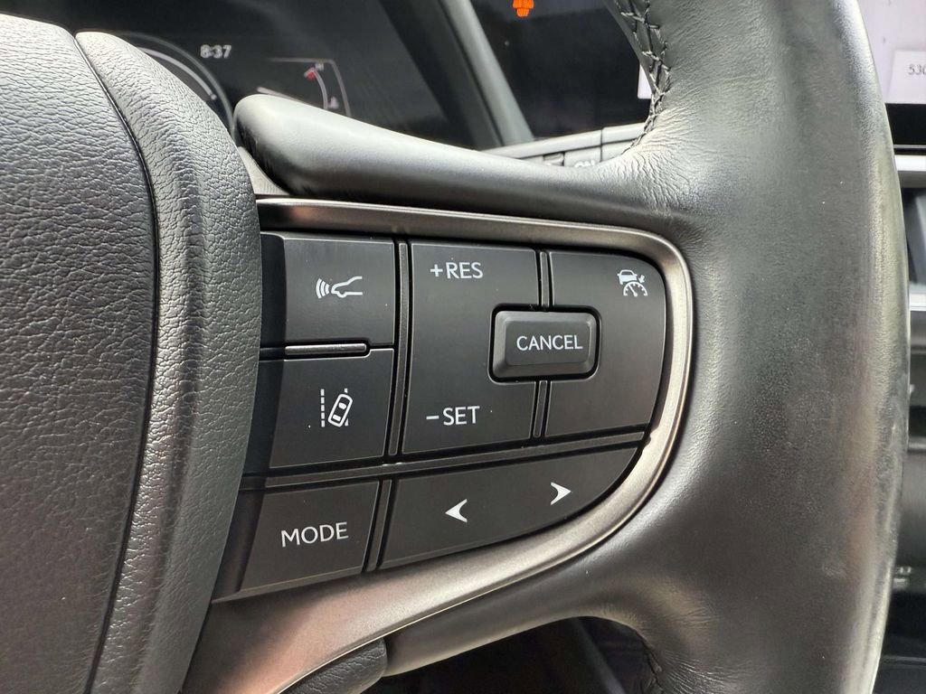 Used 2024 Lexus UX 250h AWD w/ Premium Package image 22