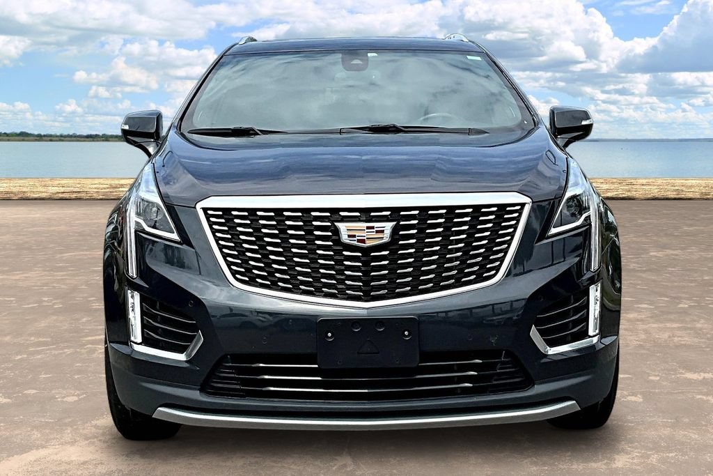Used 2023 Cadillac XT5 Premium Luxury AWD/4WD image 2