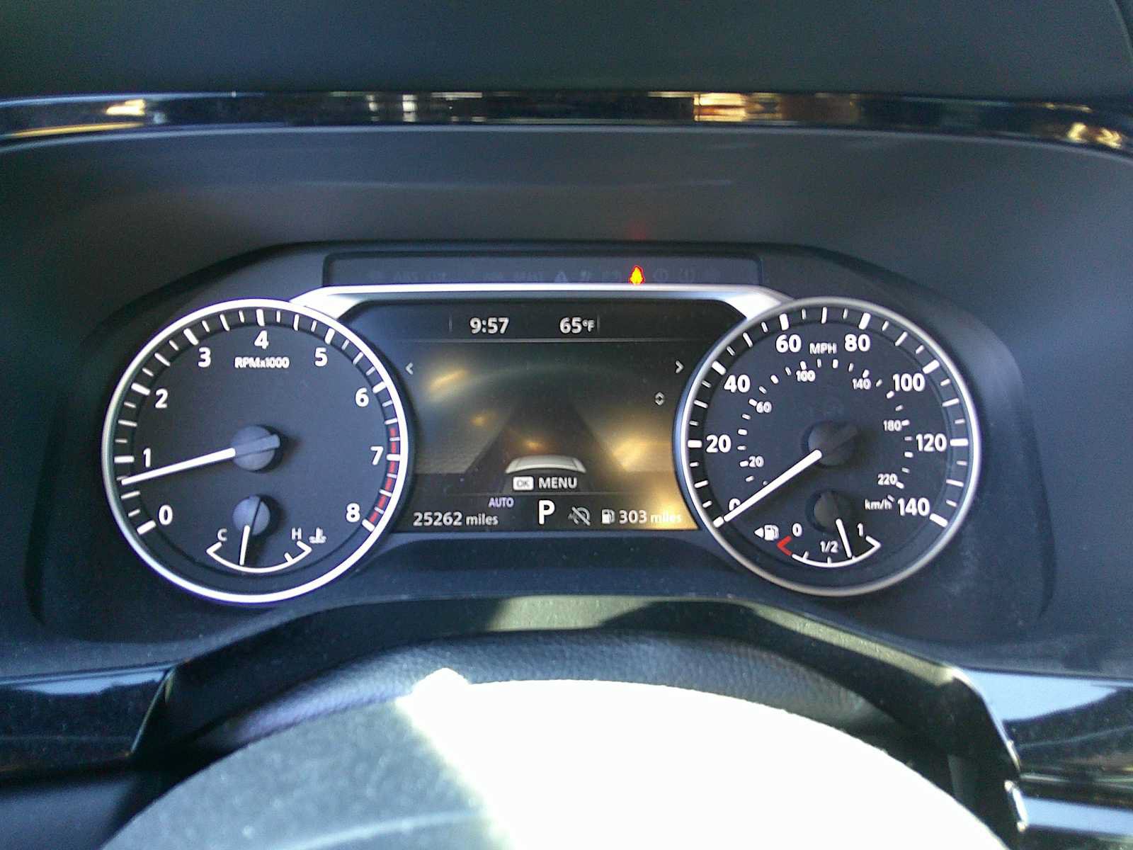 Used 2023 Nissan Pathfinder Rock Creek AWD/4WD image 9