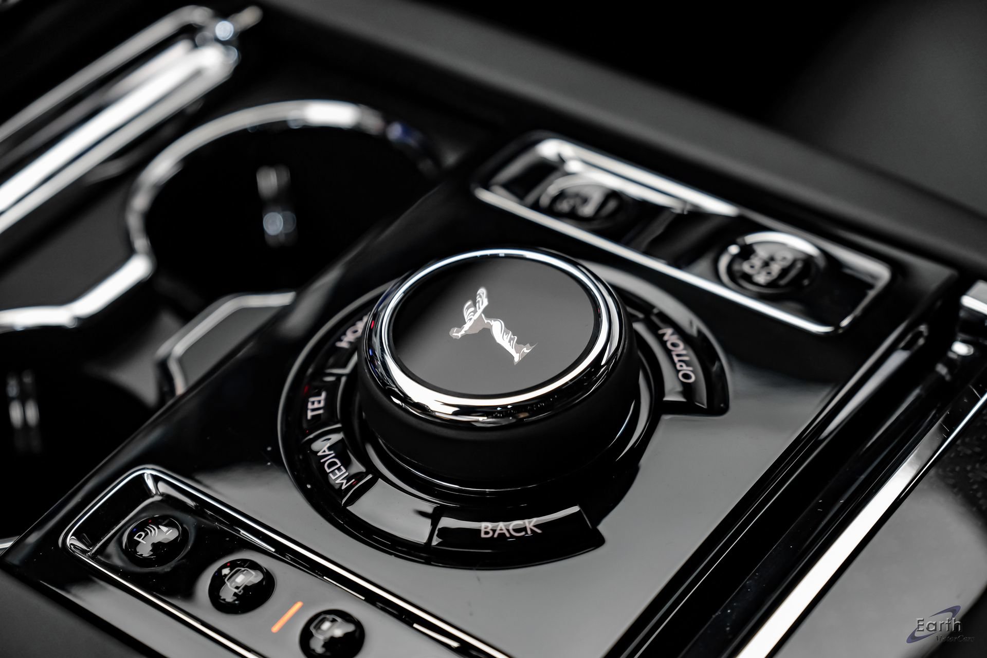 Used 2026 Rolls-Royce Cullinan Black Badge AWD/4WD image 64
