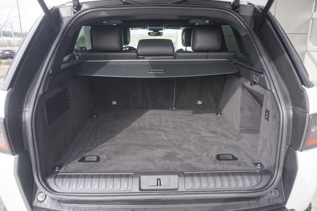 Used 2018 Land Rover Range Rover Sport HSE image 31