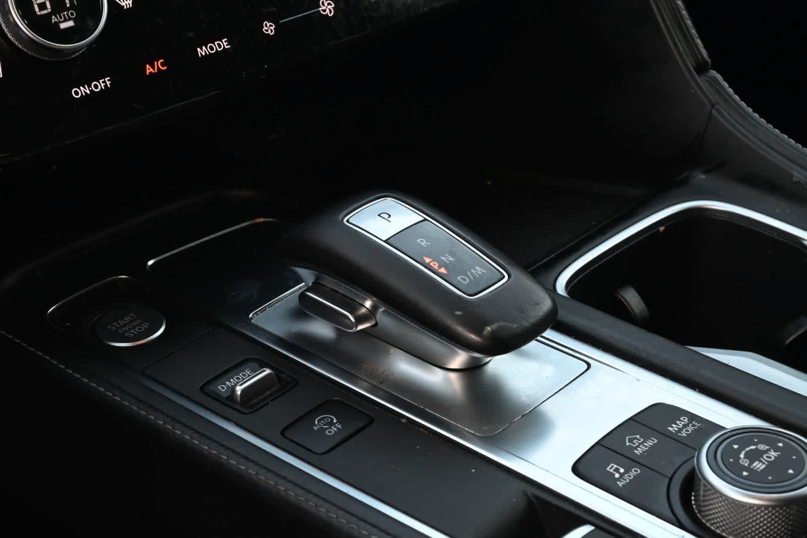 Used 2023 INFINITI QX60 Luxe AWD/4WD image 15