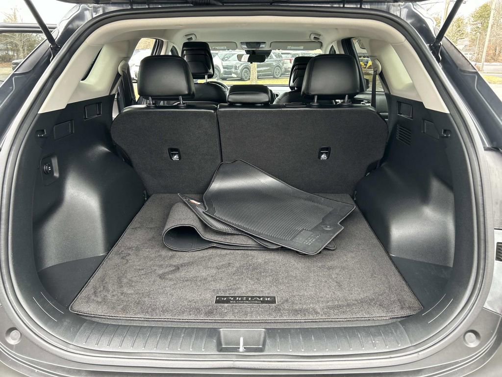 Certified 2023 Kia Sportage EX image 12