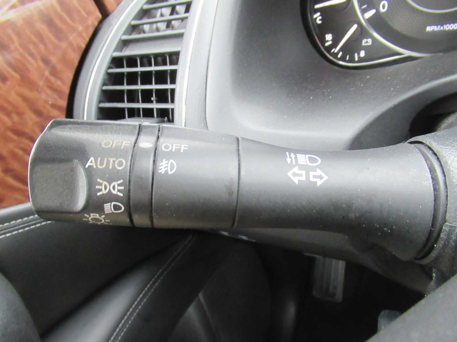 Used 2019 Nissan Armada SL w/ Premium Package image 28